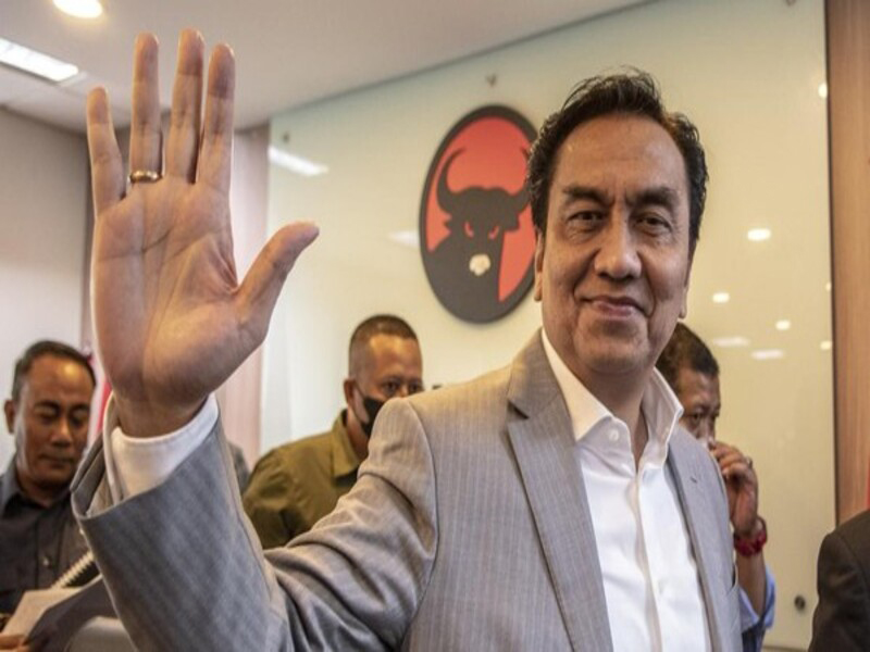 Effendi Simbolon Berharap Megawati dan Jokowi Segera Berdamai