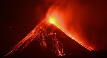 Letusan Gunung Lewotobi, 6 Penerbangan di Lombok Dibatalkan