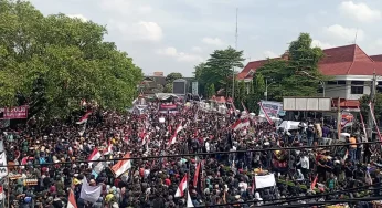 Demo di Pati Rusuh, 34 Orang Terluka tapi Tak Ada Korban Jiwa