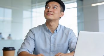 Dibalik Layar Konten Viral: Ancaman Burnout dan Strategi Menjaga Kesehatan Content Creator